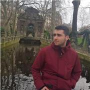 Soy titulado en ADE, pero hice 3 años de arquitectura, tengo experiencia en academias impartiendo física y matemáticas a alumnos